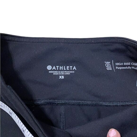 Athleta High Rise Chaturanga Capri Tight - Picture 5 of 10